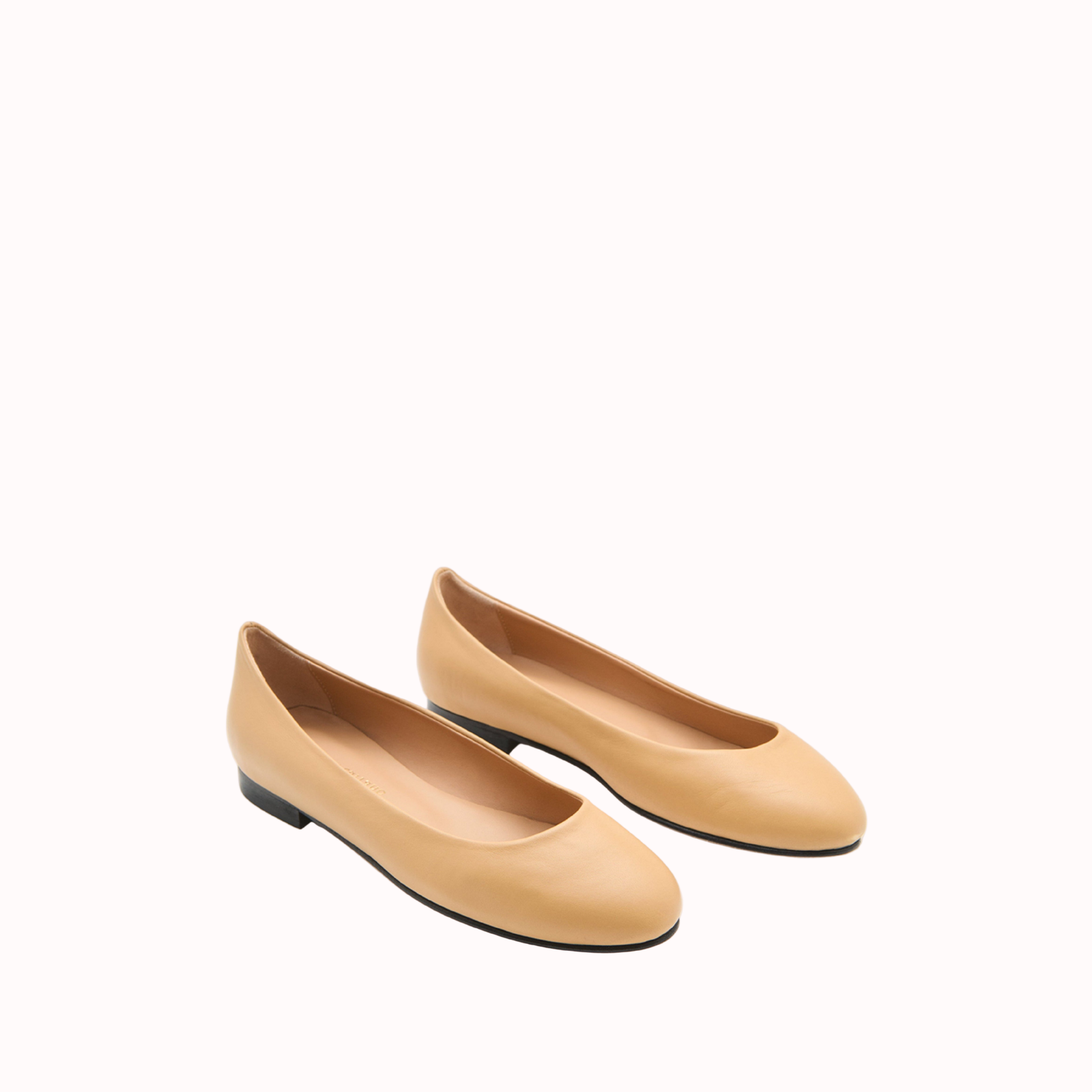 BABY CAMEL LEATHER