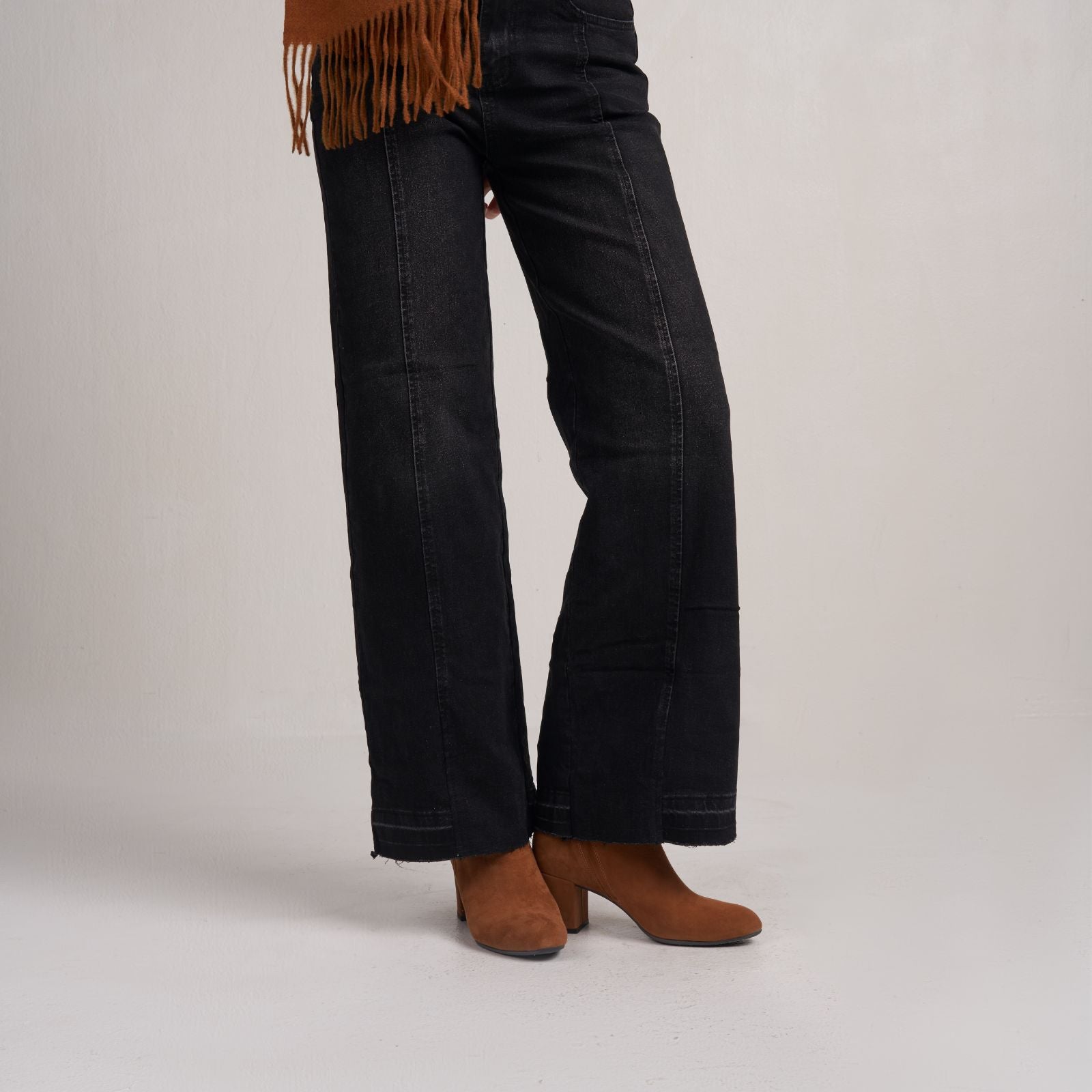 REBECCA CARAMEL SUEDE